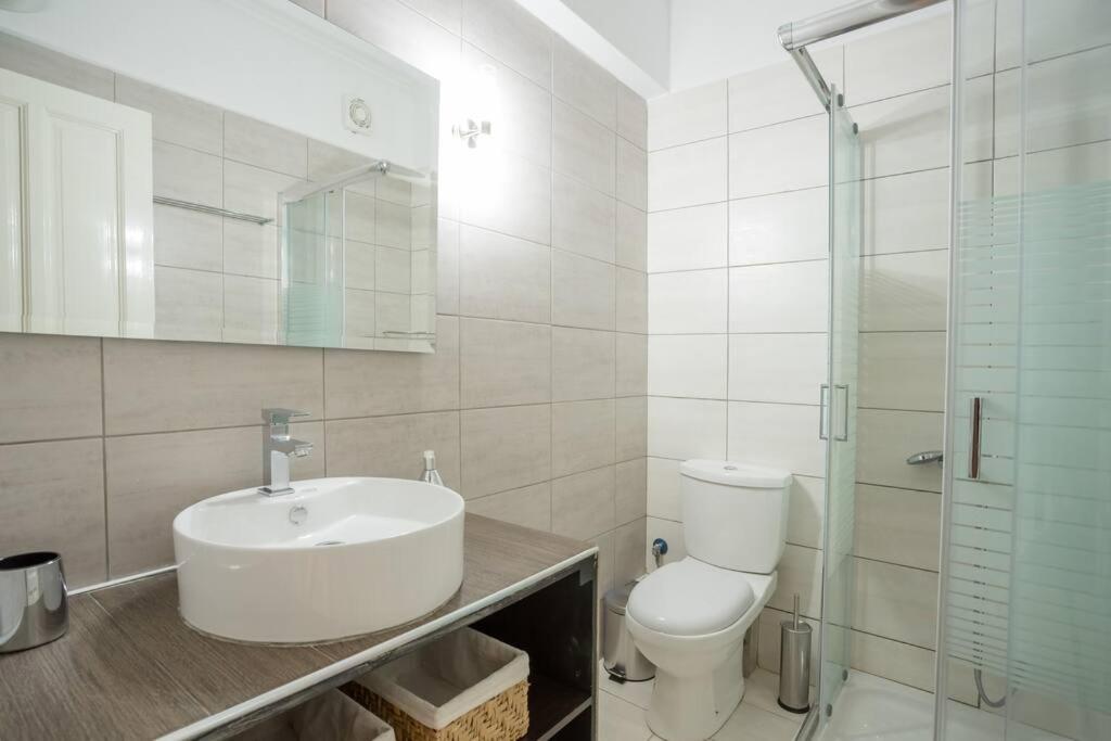 New  2 Bedroom/ 2 Bath Ap.Nidri, Familia Exterior photo
